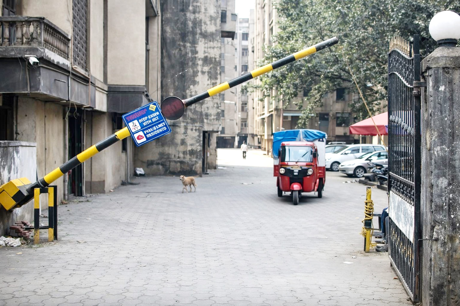 Boom barrier manufacturer in Mumbai providing installation services