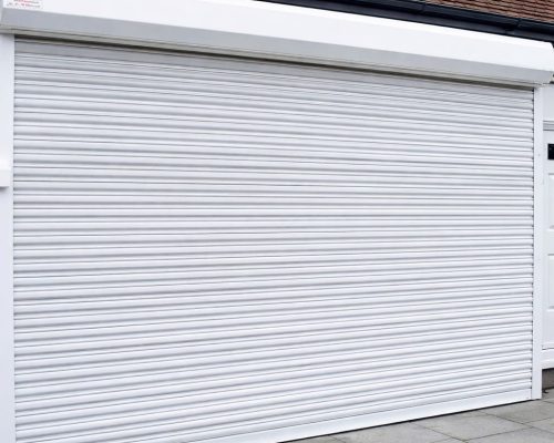 Aluminum rolling shutter with lightweight and corrosion-resistant design